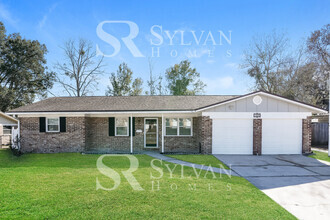 Building Photo - 1060 Grove Park Dr S