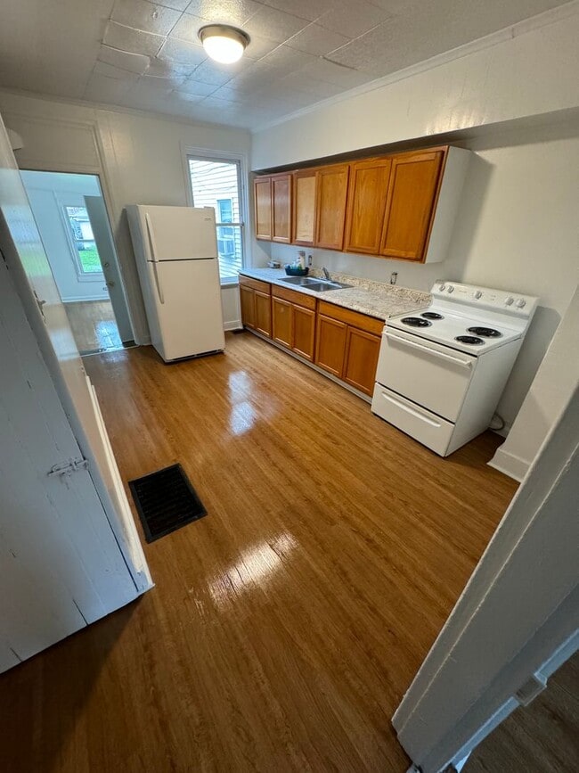 Building Photo - Available Now! York City SD