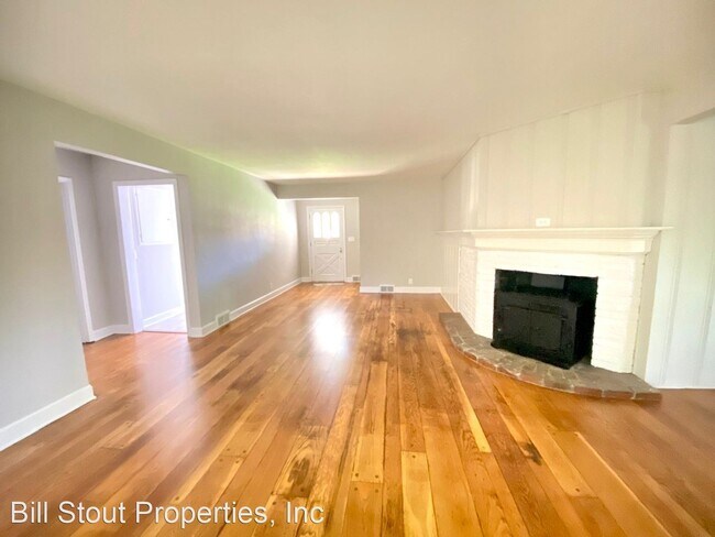 Building Photo - 3 br, 1.5 bath House - 4118 Browns Lane