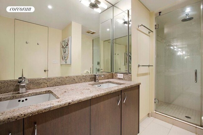 Foto del edificio - 30 W 96th St