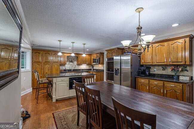 Foto del edificio - 15 Falcon Dr