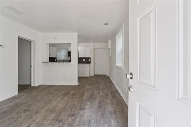 Foto del edificio - 1098 Smith St SW