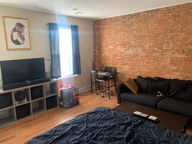 Foto del edificio - 1743 South St