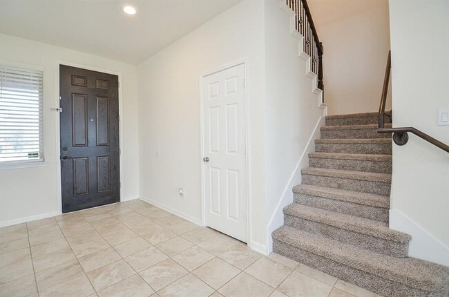 Building Photo - 28426 Buffalo Fork Ln