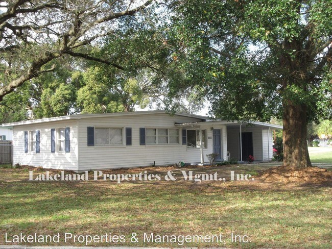 Building Photo - 3 br, 1 bath House - 2035 S. Crystal Lake Dr.