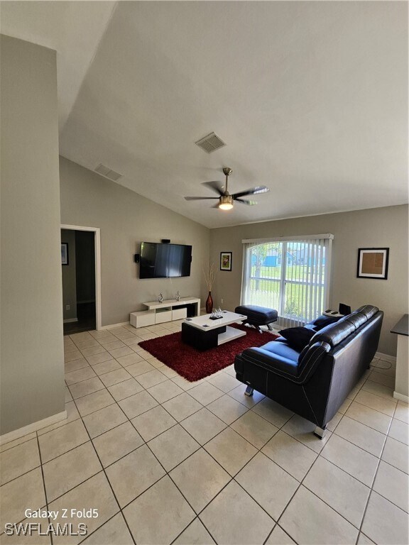 Building Photo - 1642 Cheshire Cir N
