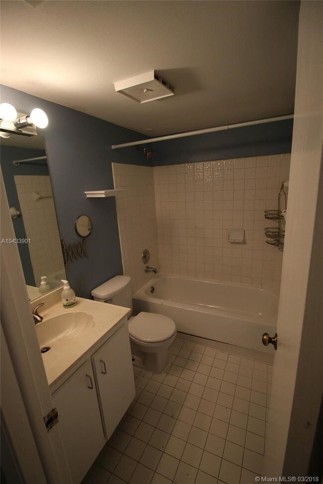 Foto del edificio - 1188 N Hiatus Rd