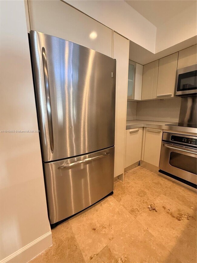 Foto del edificio - 15315 Loch Isle Dr W