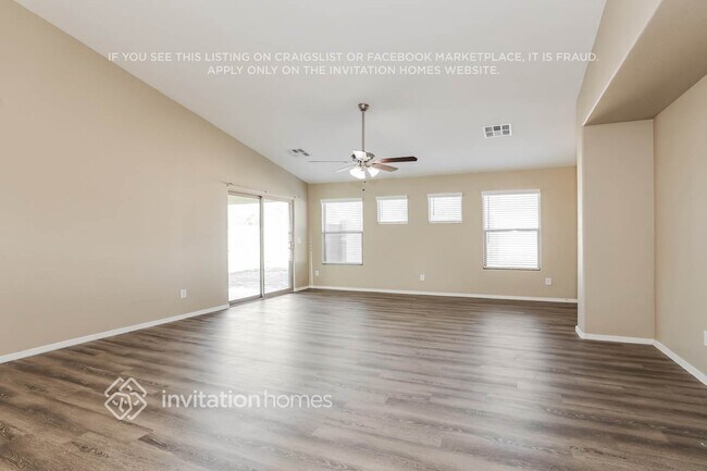 Foto del edificio - 2546 S 114th Ln