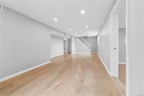 Foto del edificio - 64 Curwood Ct
