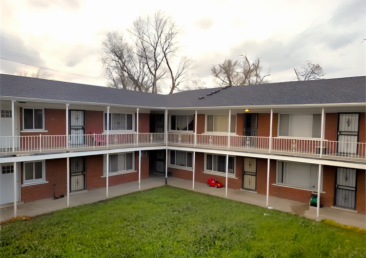 Primary Photo - 15041 Greenfield Rd