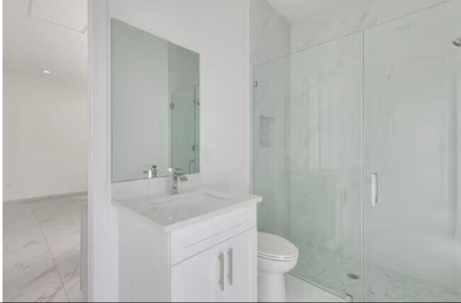 Building Photo - 905 Wabasso Ct