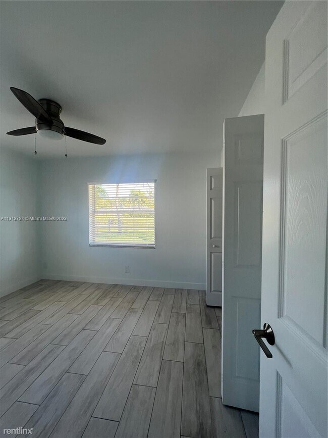 Building Photo - 3 br, 2 bath House - 19420 Carolina Cir