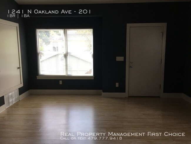 Building Photo - 1241 Oakland Ave