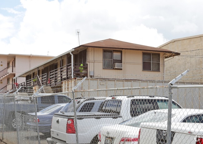 Building Photo - 94-171 Leokane St
