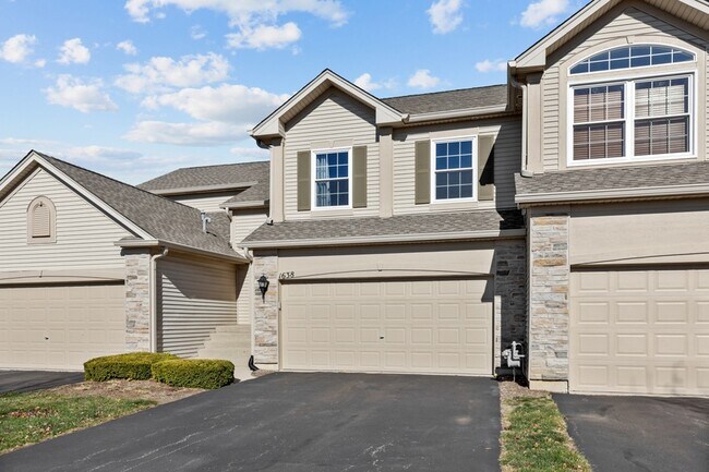 Foto del edificio - 1638 Fredericksburg Ln