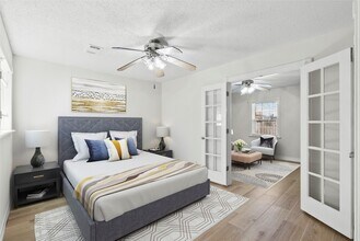 Building Photo - 234 Cortlandt St