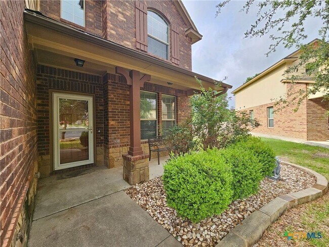 Building Photo - 7112 Cokui Dr