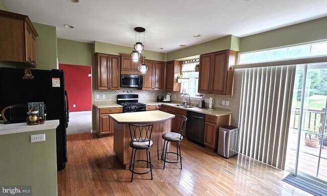 Foto del edificio - 2 Shawn Ln