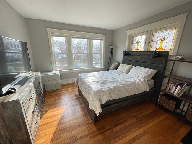 Building Photo - 5331 Bancroft Ave