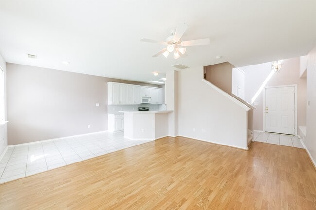 Building Photo - 6326 Veranda Green Trail