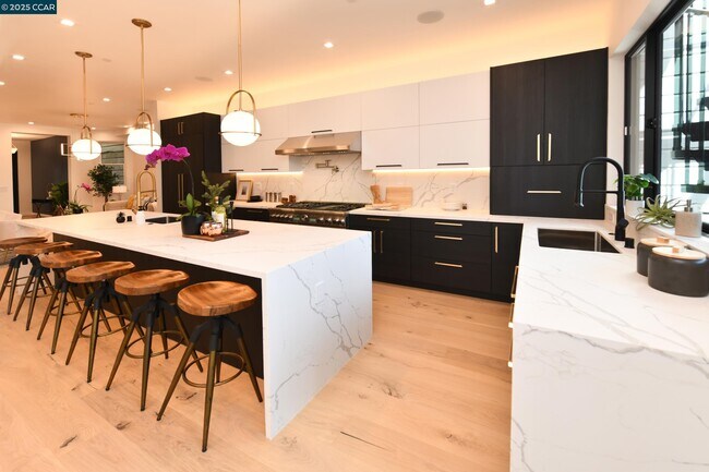Foto del edificio - 3169 Washington St