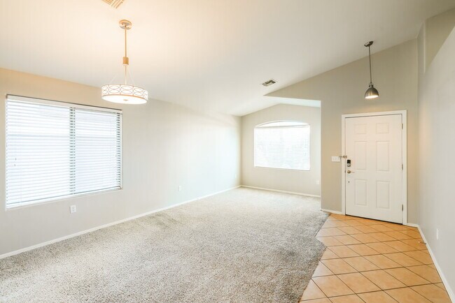 Foto del edificio - 6737 W Greenland Ct