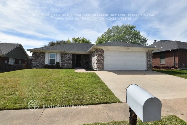 Building Photo - 8213 Mark Ln