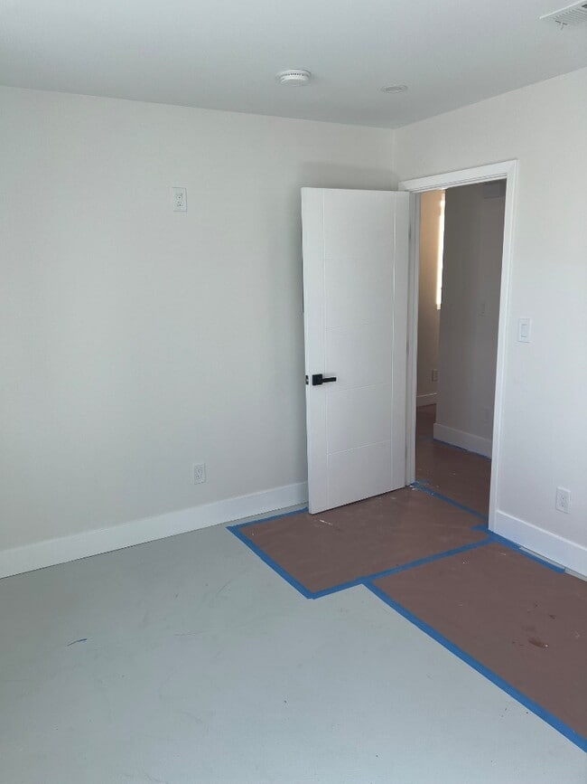 Foto del edificio - 3541 Homeland Dr