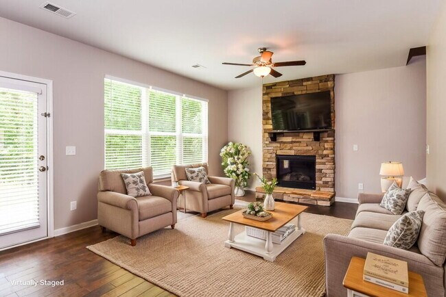 Foto del edificio - 4025 Tarnwood Pl
