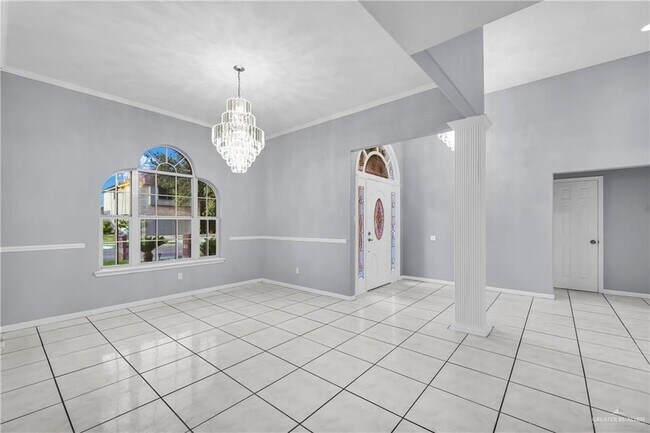 Foto del edificio - 4621 W Maple Ave