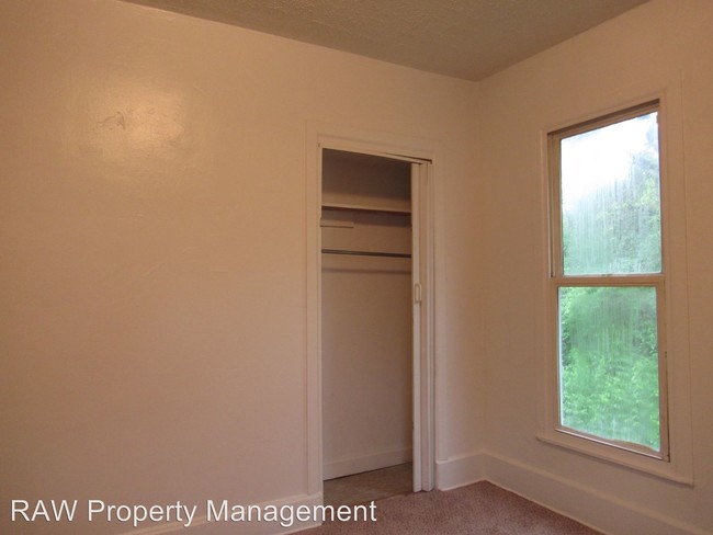 Building Photo - 5013 Ebersole Ave
