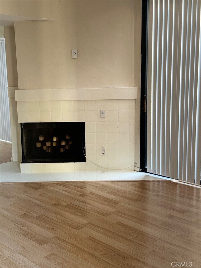 Building Photo - 13096 Le Parc Unit 71