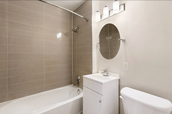 Photo du bâtiment - 2175 Avenue Road
