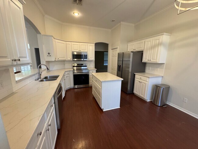 Building Photo - Beautiful 3 Bedroom home in The Haven