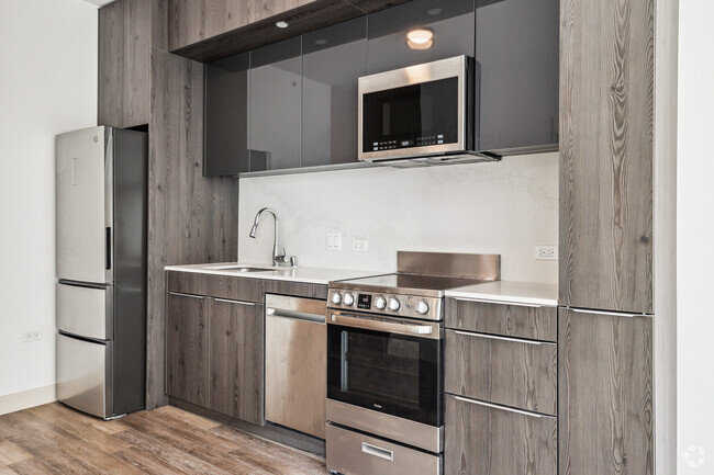 1BR, BA - 643SF - 1177 Market at Trinity Place