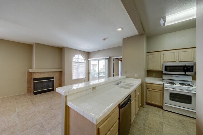 Foto del edificio - 2251 Wigwam Pkwy