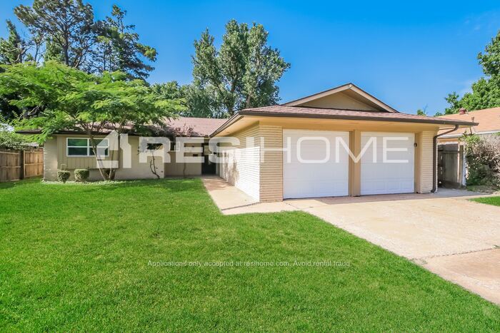 Foto principal - 7736 Nw 31St St