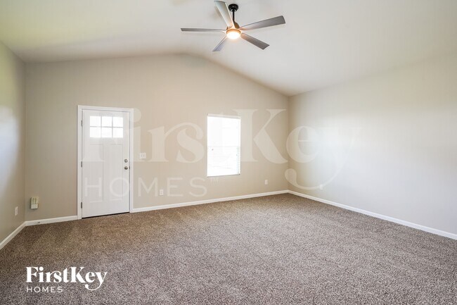 Building Photo - 3437 Pitchers Ln