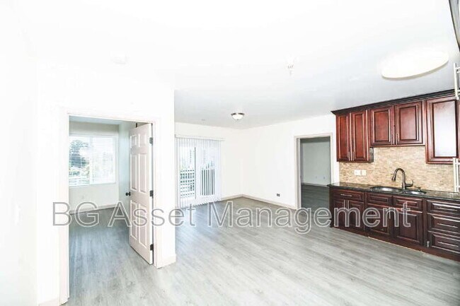 Foto del edificio - 1459 MacArthur Blvd