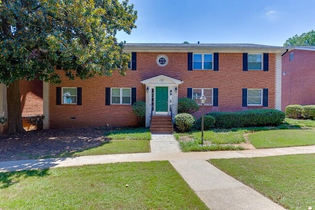 Foto del edificio - 4282 Roswell Rd