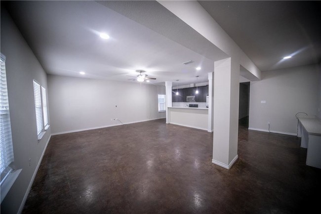 Foto del edificio - 3128 Sandage Ave