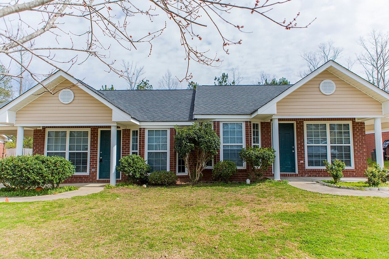 Foto principal - 353 Leafmore Rd SW