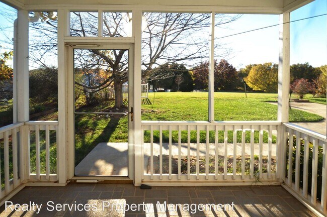 Building Photo - 3 br, 2.5 bath House - 106 Wyndsong Place