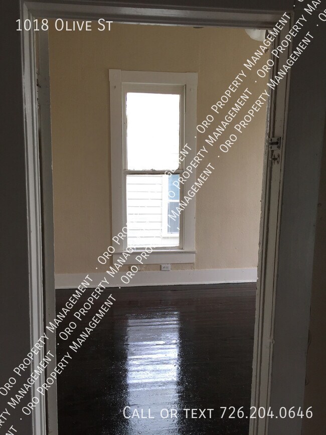 Building Photo - 1018 N Olive St