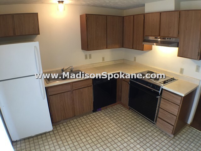 Building Photo - 29 E Mayfair Ct