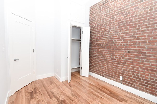 Building Photo - 462 W 146th St