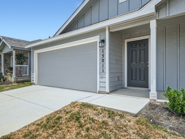 Building Photo - 15011 Dorset Wheel