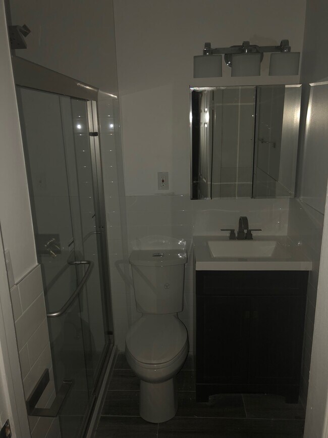 Building Photo - 403 Herkimer St