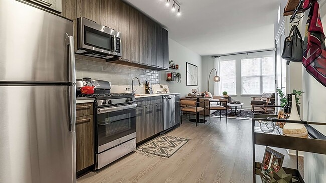 Foto del edificio - Cortland Columbia Pike